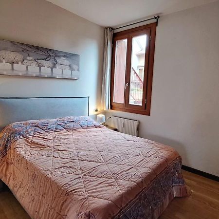 Vera Luxury Apartment Sirmione Exterior foto